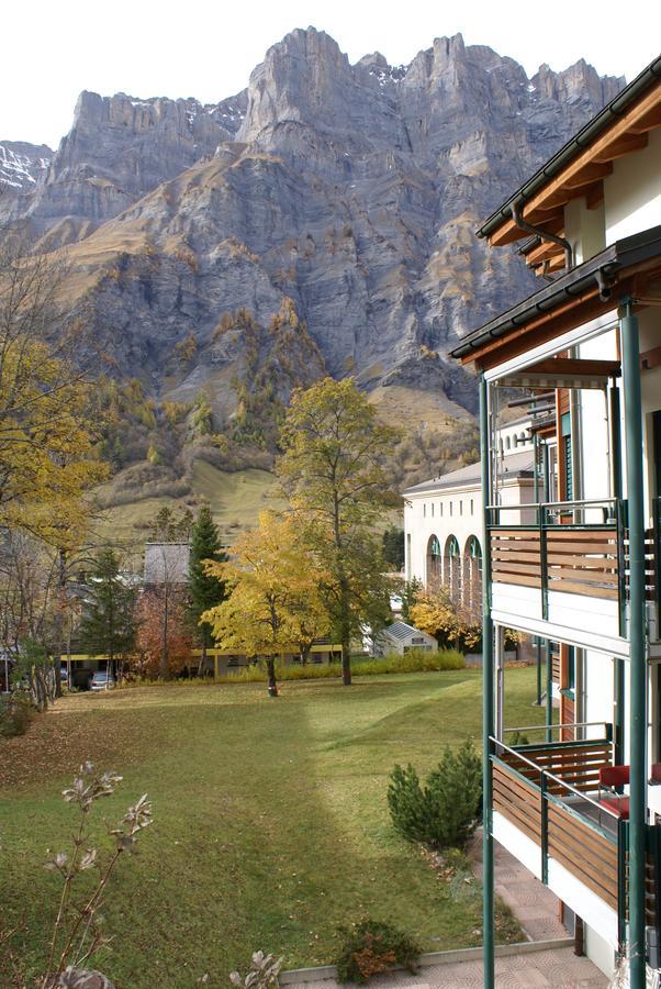 Appartementhaus La Promenade Leukerbad Esterno foto